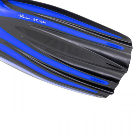 scuba-blue-5.600x800